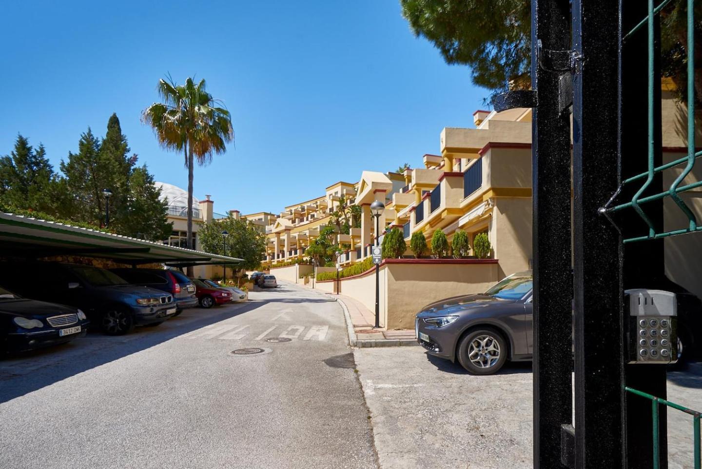 Oleholidays 526 Romana Playa Vistas Al Mar Marbella Eksteriør billede