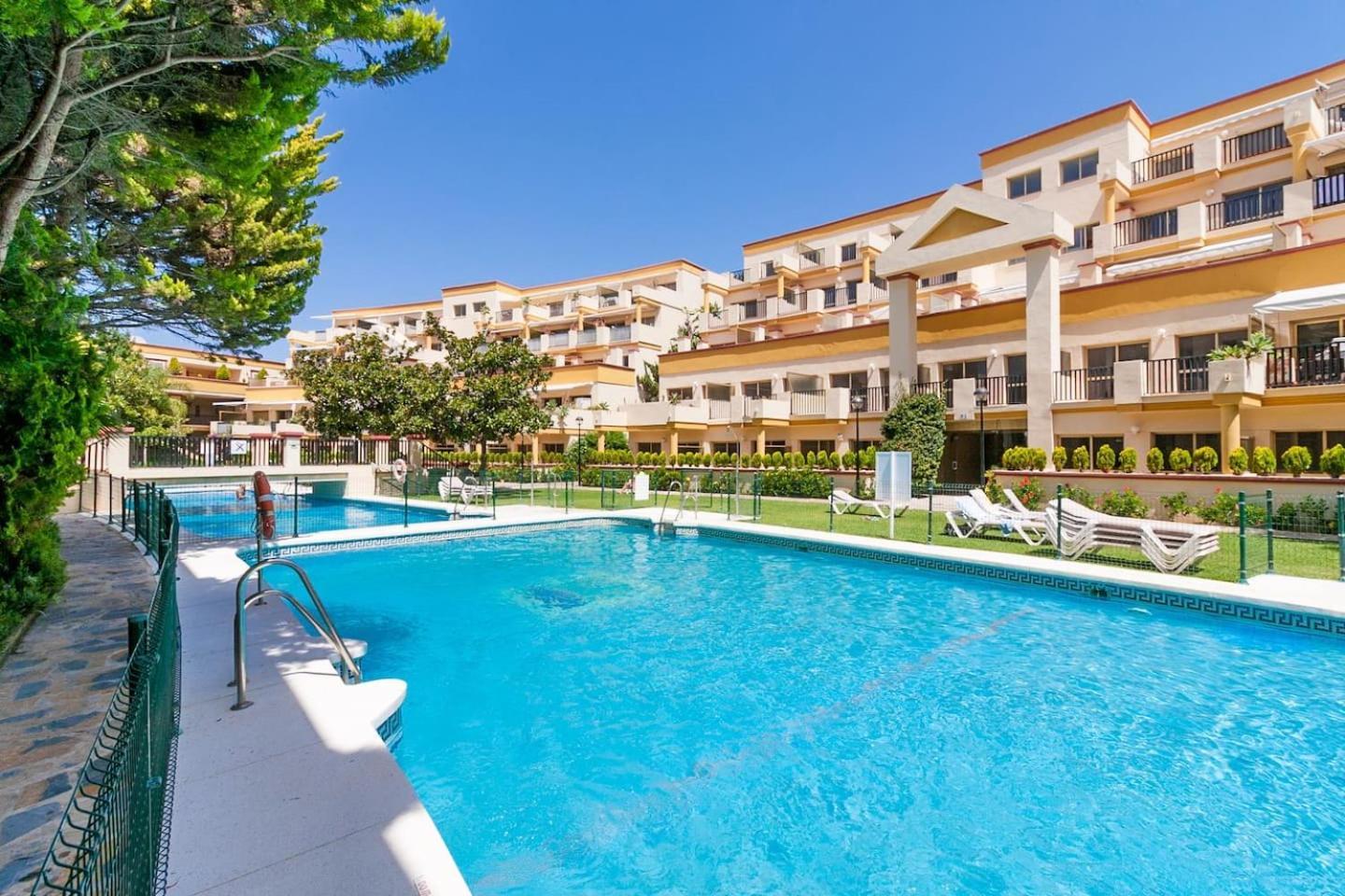 Oleholidays 526 Romana Playa Vistas Al Mar Marbella Eksteriør billede